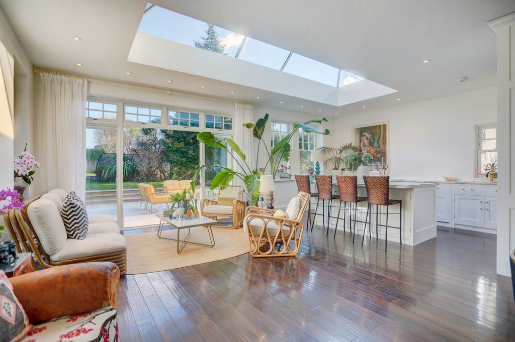 Additional image 6 of 6 bed detached house to rentShirley Drive, Hove BN3