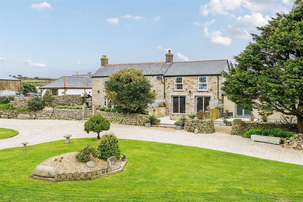 Property photo 1 of 26