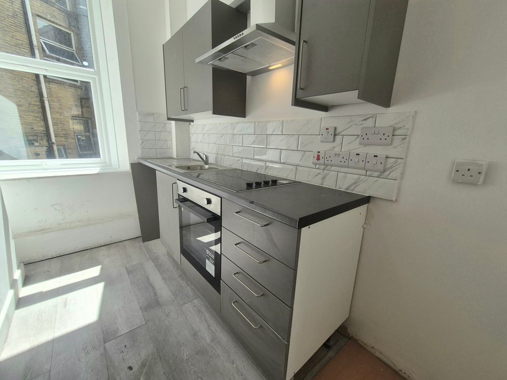 Property photo 1 of 4 Image