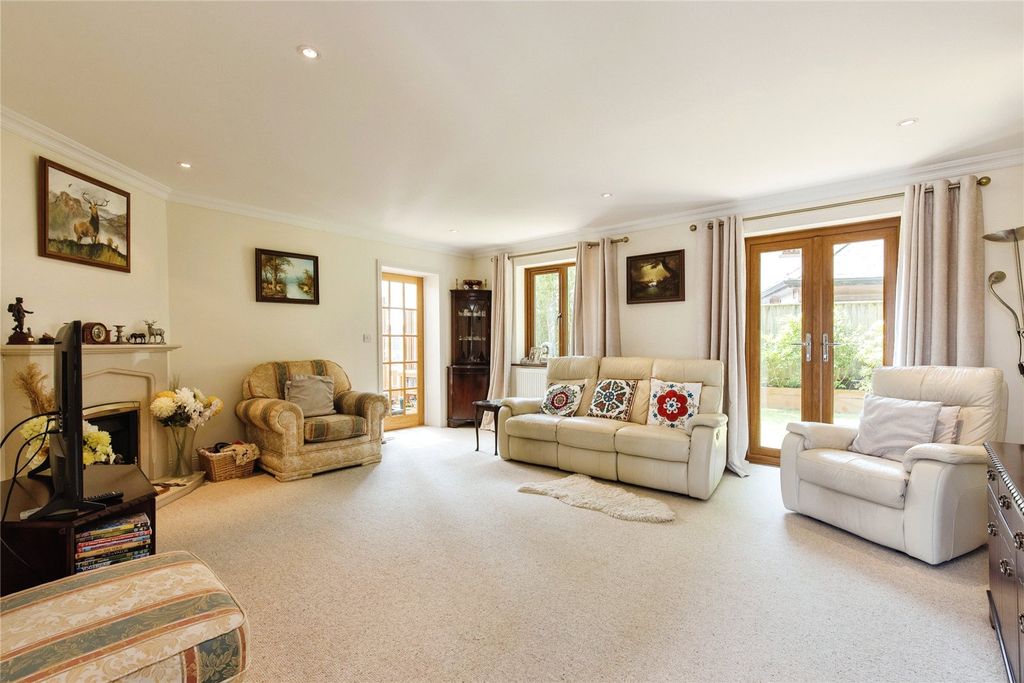 Property photo 2 of 15 Photography