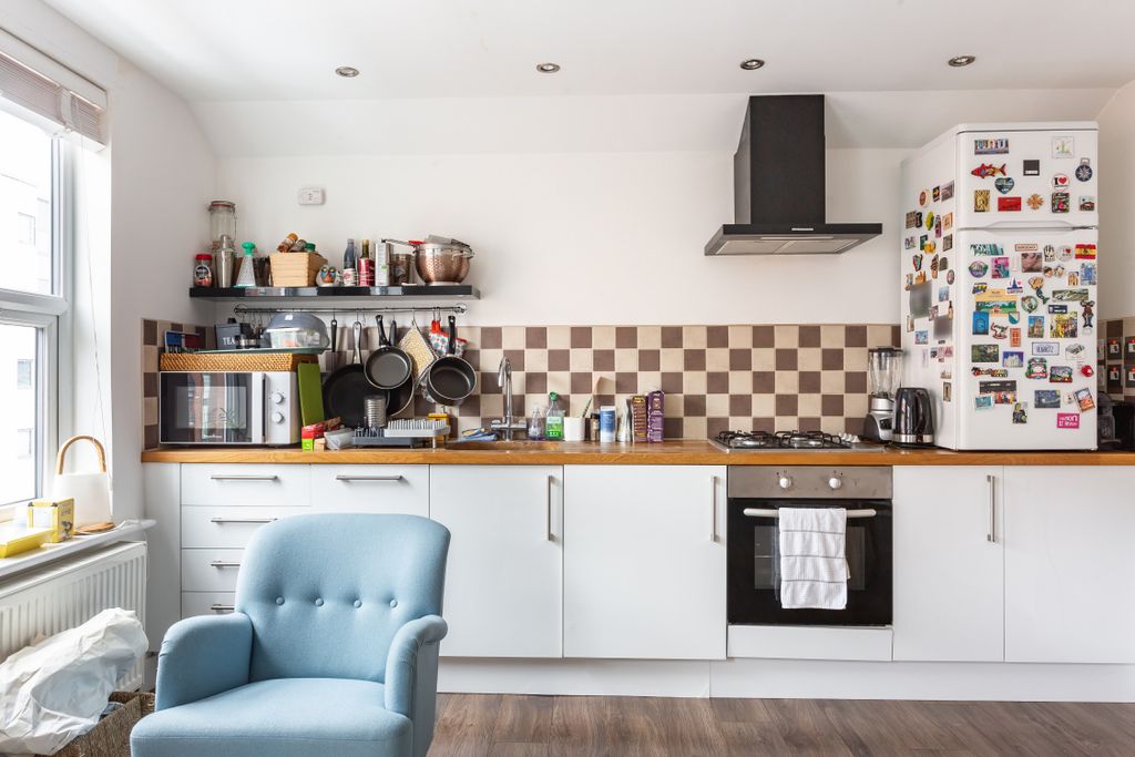 Property photo 3 of 7 Imported Image