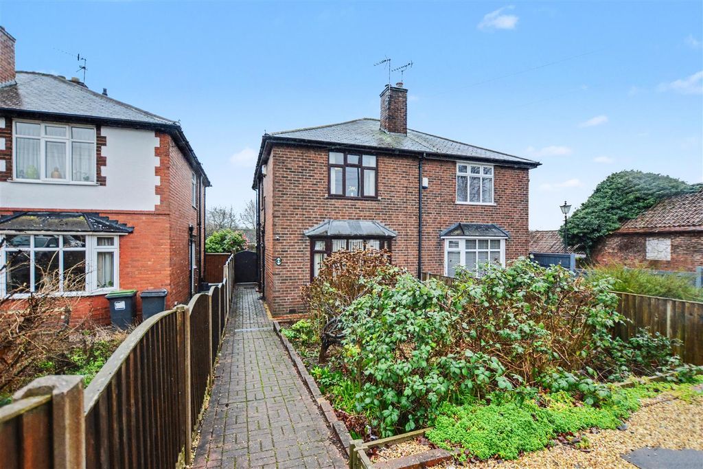 Property photo 1 of 19 Front.Jpeg