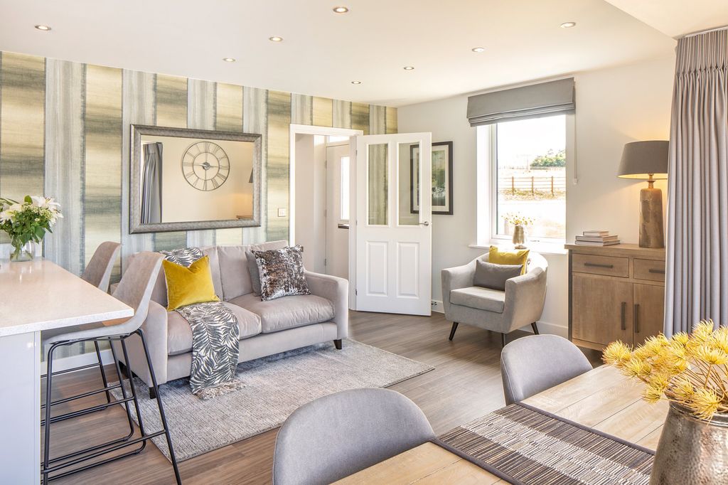 Property photo 3 of 10 Breakfast, Dining And Family Areas