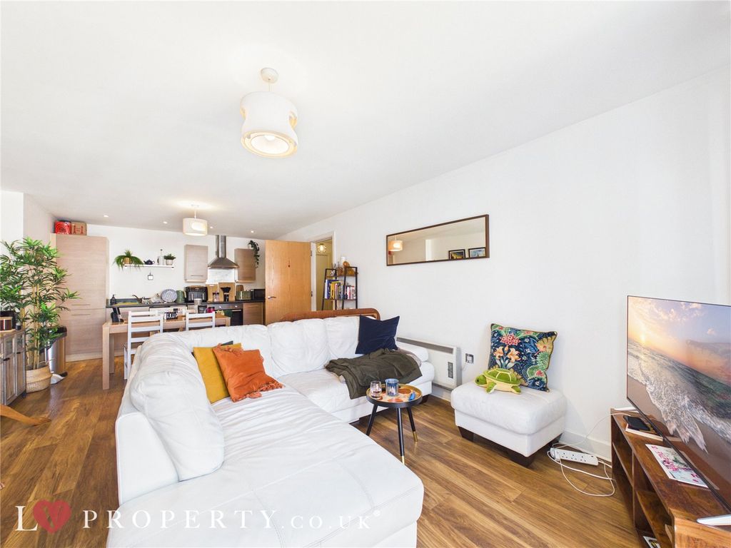 Property photo 1 of 7 Picture No. 05