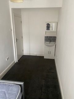 Property photo 1 of 2