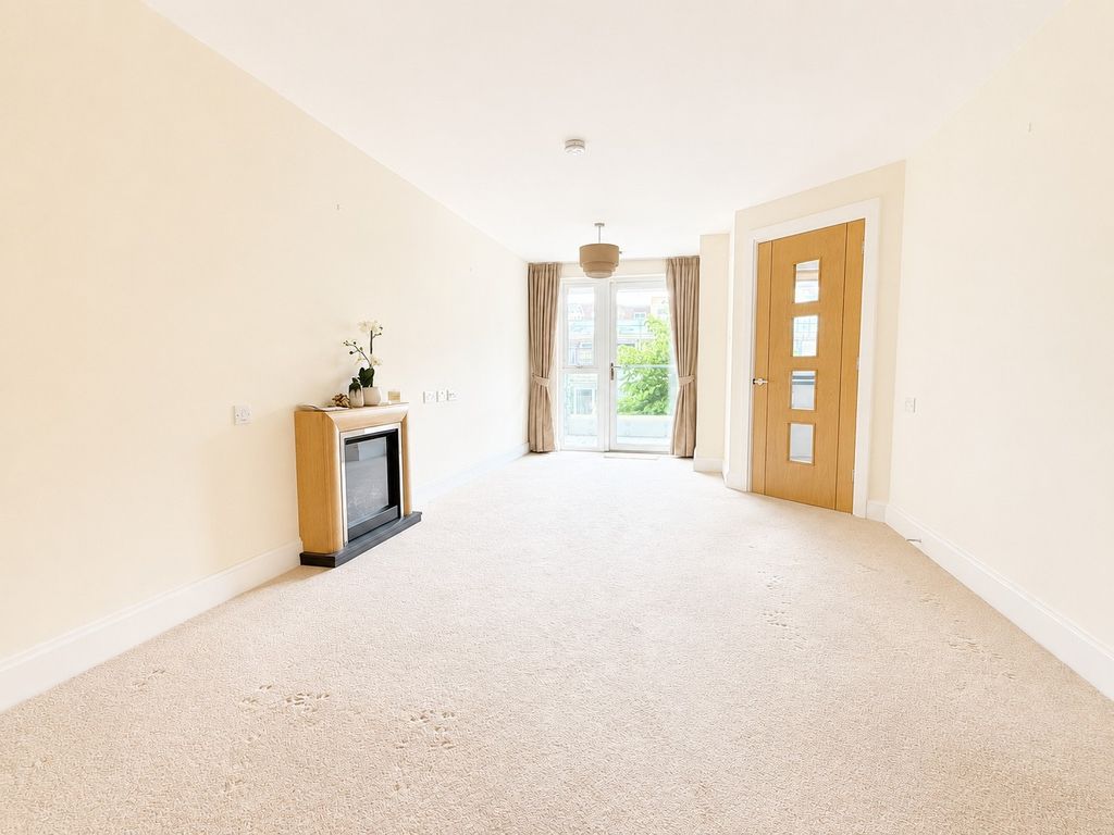 Property photo 3 of 17 Img_9261