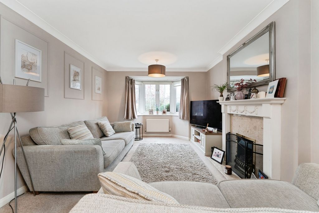 Property photo 2 of 24 Pbox-Img.Jpg