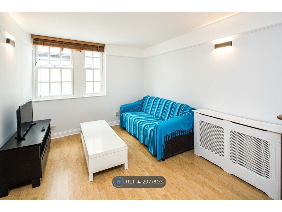 Property photo 1 of 12 Living Room