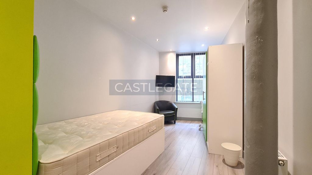 Property photo 3 of 14 Flat 6 Room 1 Dundas Works (3)