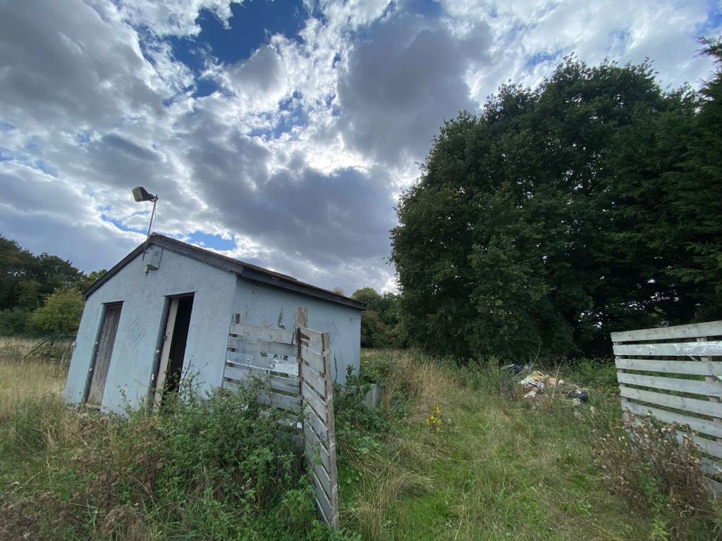 Property photo 1 of 5