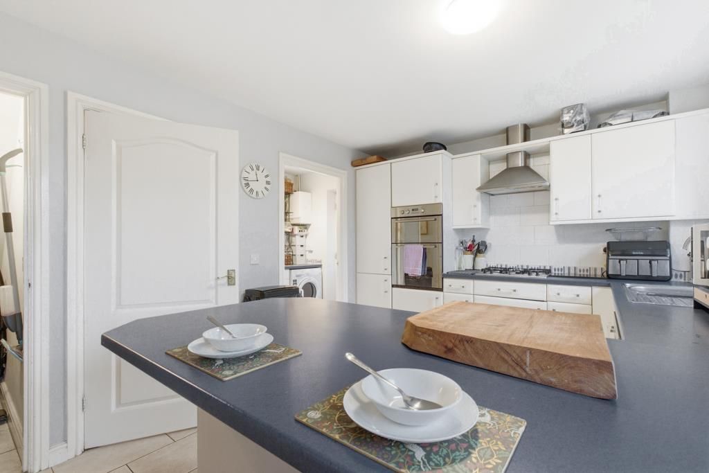 Property photo 3 of 41 Small Size-21.Jpg