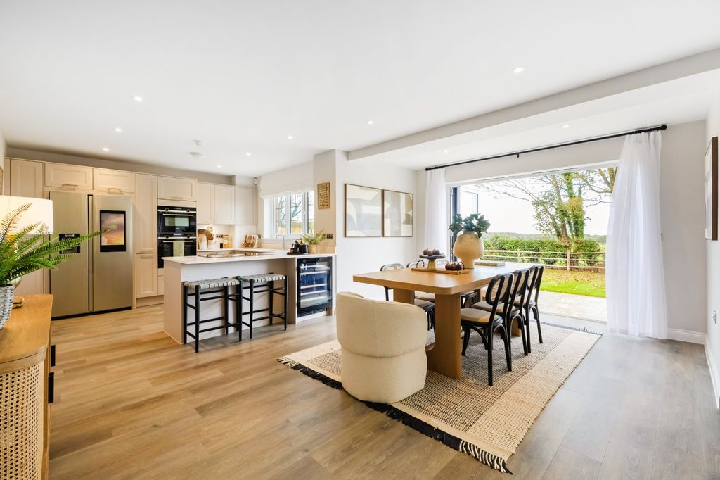 Property photo 3 of 14 Show Home Dining