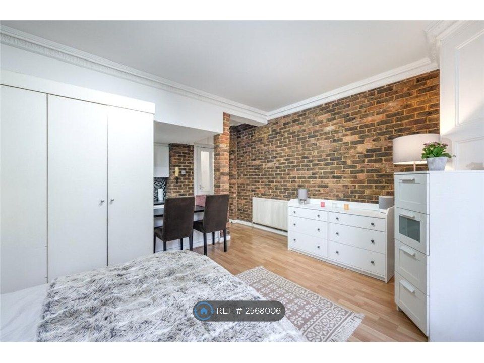 Property photo 3 of 33