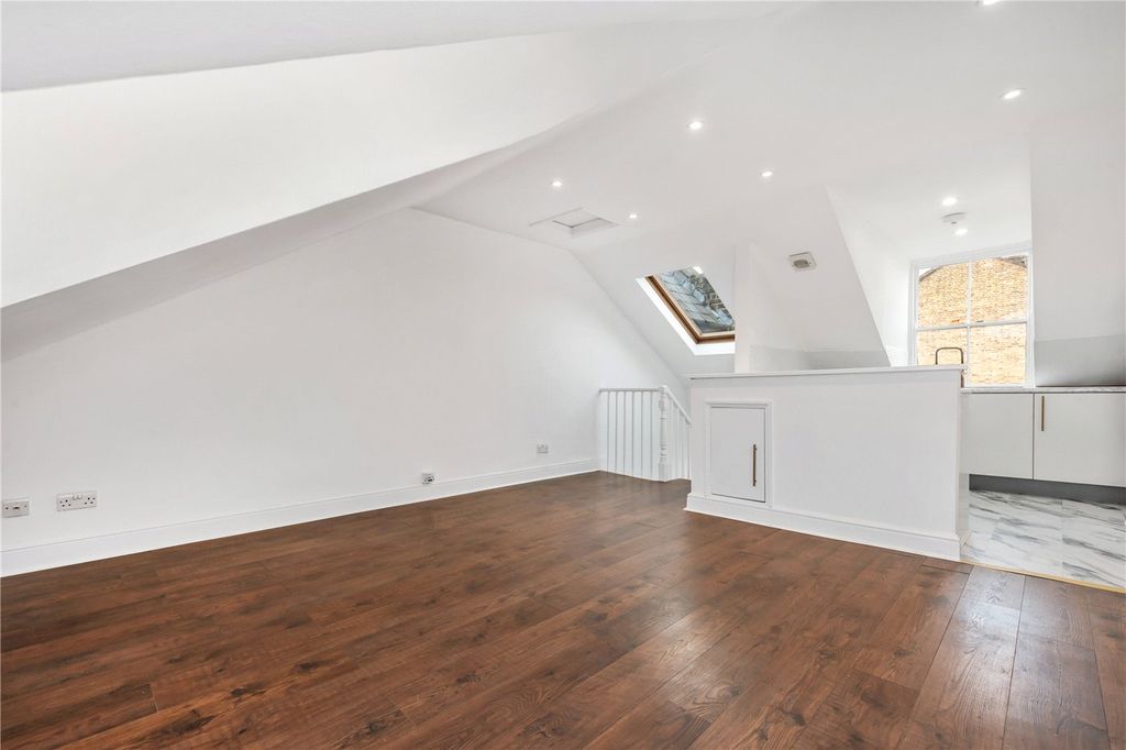Property photo 1 of 13 Picture No. 17
