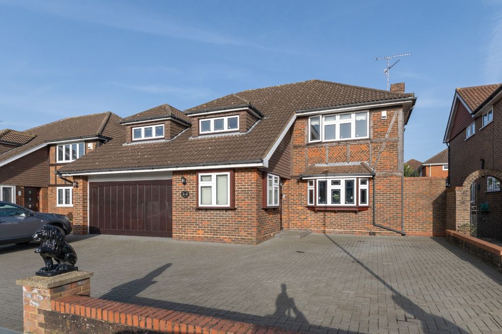 Property photo 1 of 18 4877671