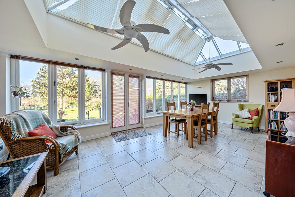 Property photo 3 of 24 1396602-12-6967A1...