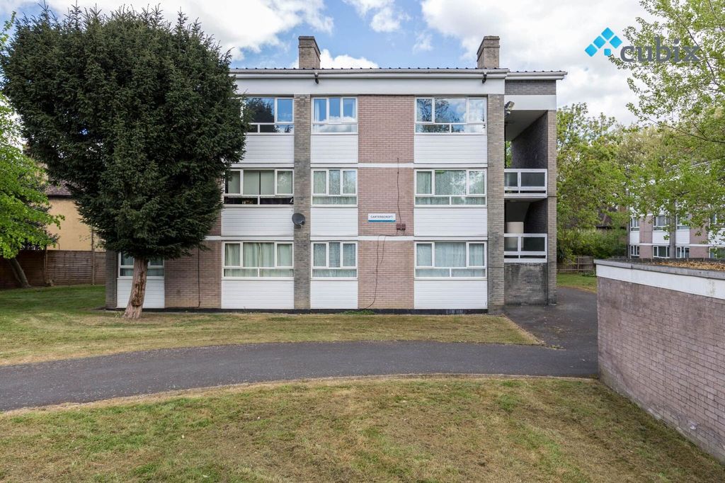 Property photo 1 of 15