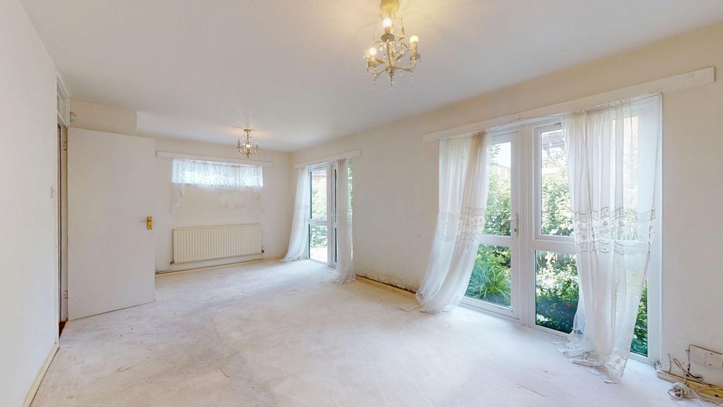 Property photo 3 of 20 4 Coaldale Walk, Dulwich, London, Se21 8Lz