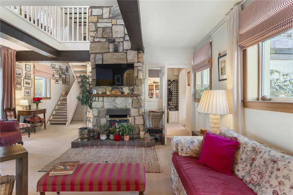 Property photo 2 of 40 Boggs Holdings 2