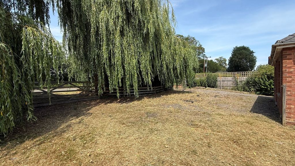 Property photo 2 of 13
