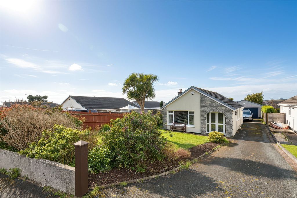 Property photo 1 of 23 1 - Picture No. 01