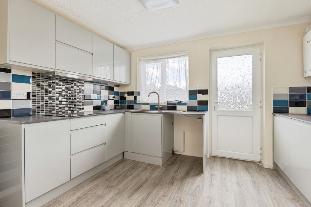 Property photo 2 of 15 Pbox-Img.Jpg