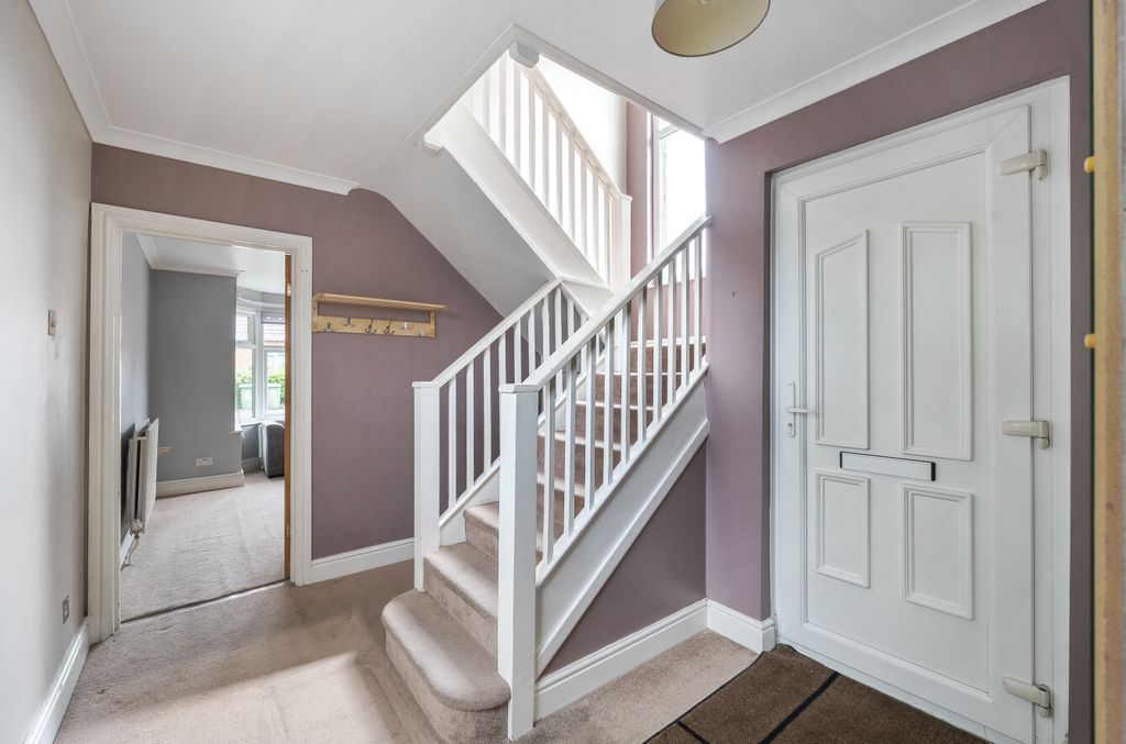 Property photo 3 of 11 1471558-19-6A1Ed1...