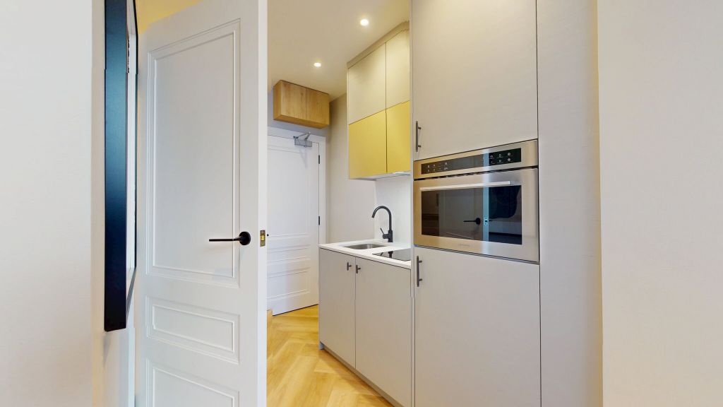 Property photo 2 of 15 Kitchen