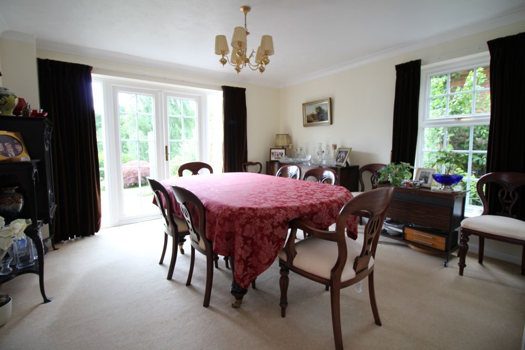 Property photo 3 of 22 Photo 9
