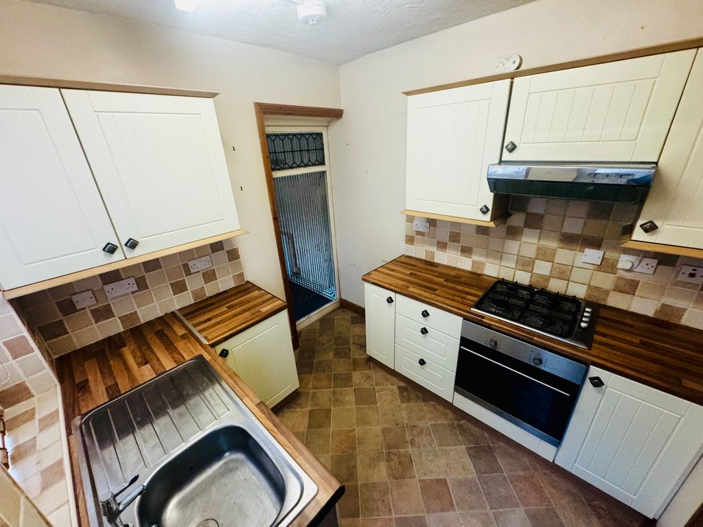 Property photo 2 of 15 Image