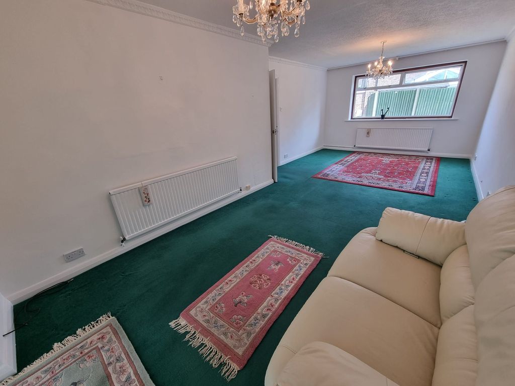 Property photo 2 of 16 Photograph 2