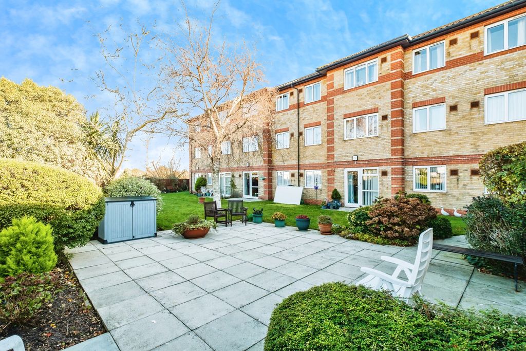Property photo 1 of 10 General View