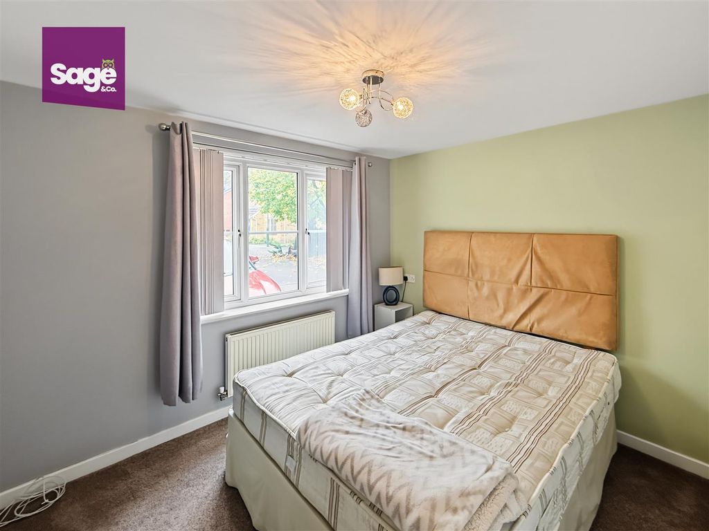 Property photo 3 of 19