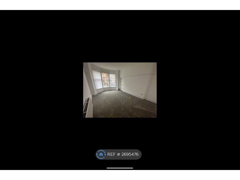 Property photo 2 of 12 Living Room