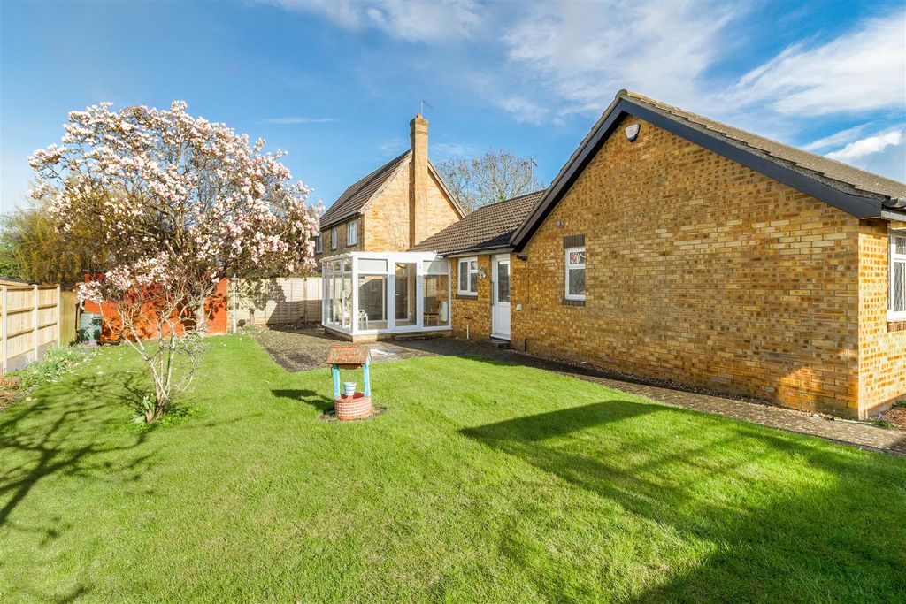 Property photo 2 of 19