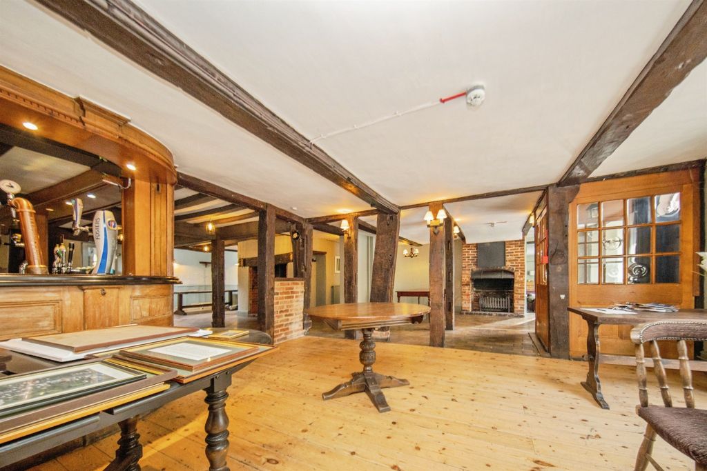 Property photo 3 of 18
