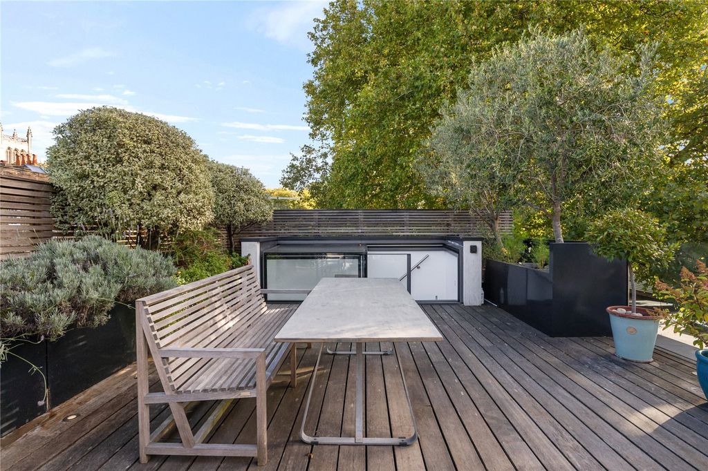 Property photo 2 of 20 Picture No. 48