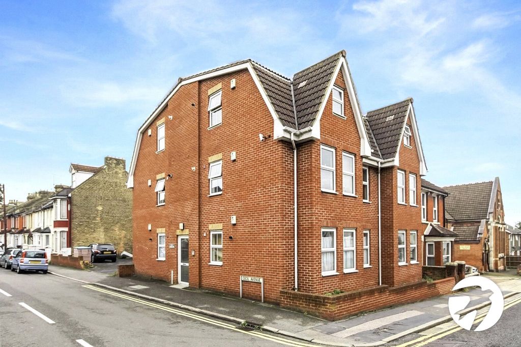 Property photo 2 of 11 Picture No. 03