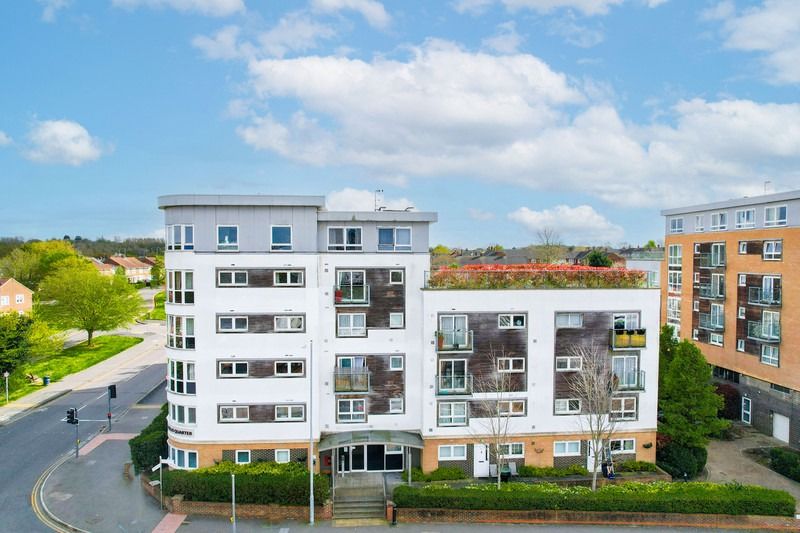 Property photo 1 of 12 4695840