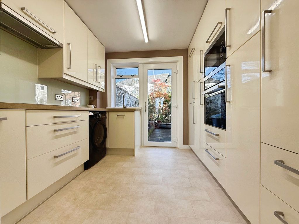 Property photo 2 of 29 Kitchen Aspect