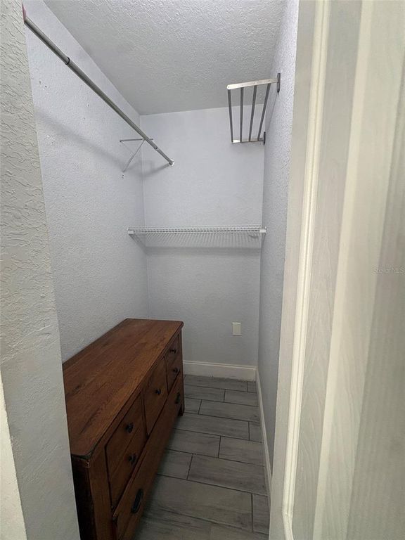 Property photo 2 of 15 <Alttext/>