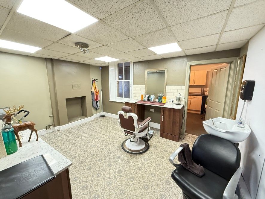 Property photo 3 of 13