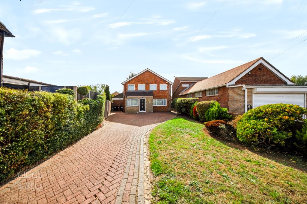 Property photo 1 of 34 5563540