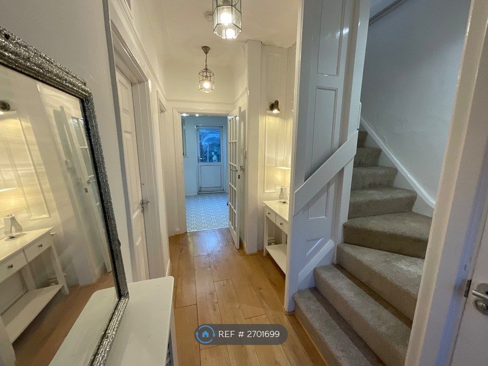 Property photo 3 of 3