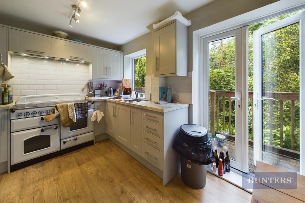 Property photo 3 of 29 Cam01635G0-Pr0294-Still022.Jpg