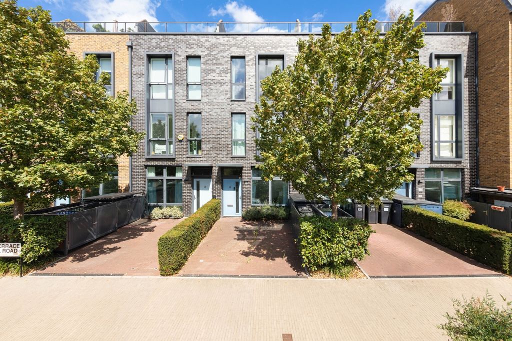 Property photo 1 of 16 094A7501