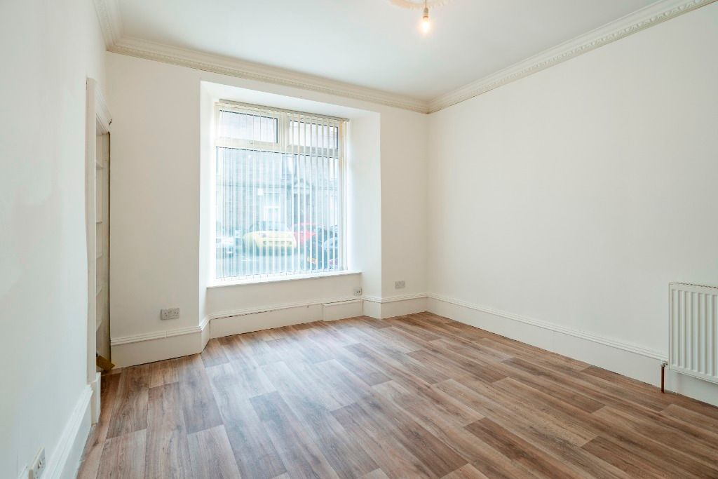 Property photo 2 of 13 Photo 2