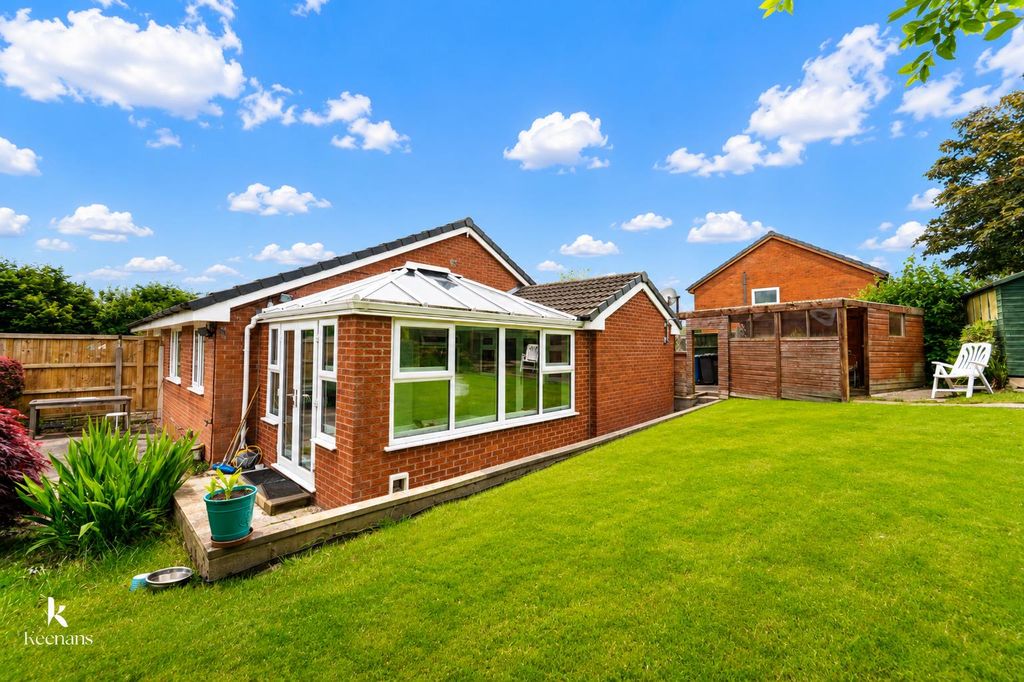 Property photo 1 of 36