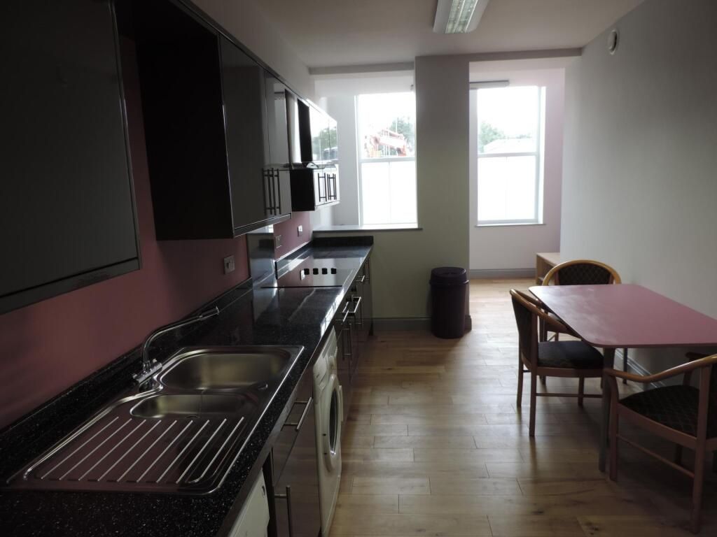 Property photo 1 of 4 Modern Kitchen With Integrated Appliances...