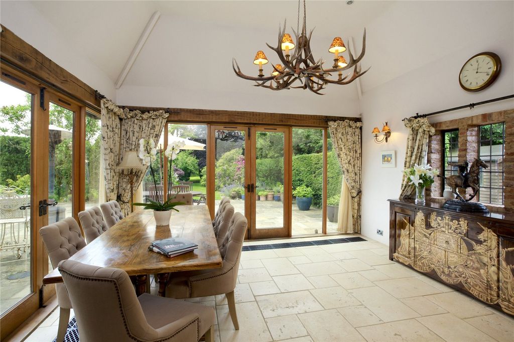 Property photo 2 of 21 Picture No. 06